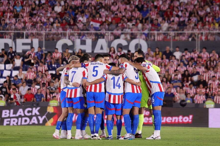 La selección paraguaya de futbol viaja al mundial