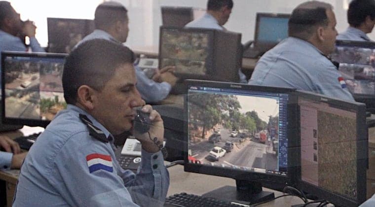 ¡INSÓLITO! RECIBEN HASTA 250 LLAMADAS POR DÍA DE PERSONAS QUE LLAMAN AL 911 SOLO PARA CONVERSAR