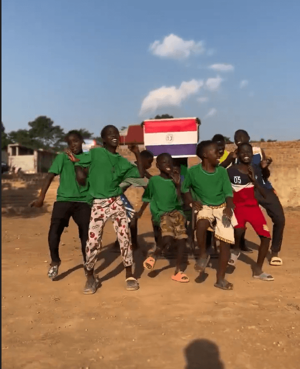 ¡HYPERS KIDS BAILARON AL RITMO DE MARILINA Y ENLOQUECIERON A LOS PARAGUAYOS!