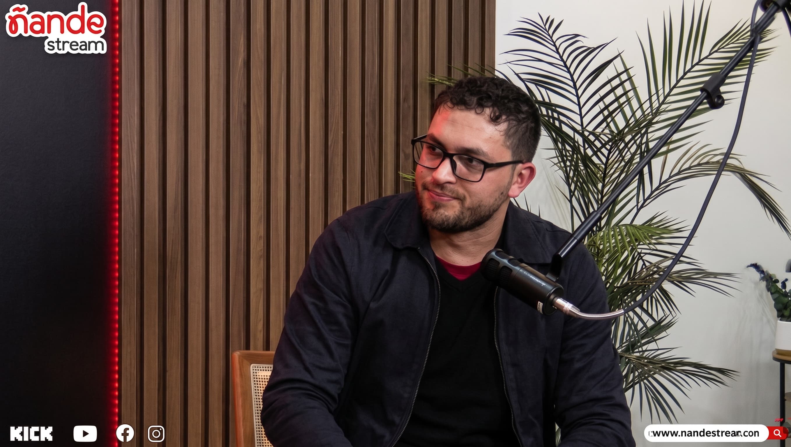 JOSÍAS ESCOBAR: “MI MAYOR SUEÑO ES REENCONTRARME CON MAMÁ Y PAPÁ”