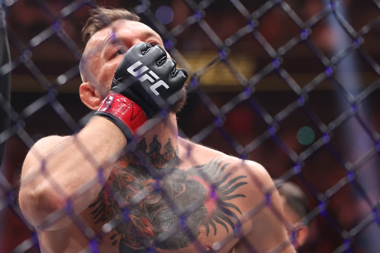 MCGREGOR DESCARTA LESIÓN PREVIA Y PROMETE VOLVER TRAS DURA DERROTA EN UFC