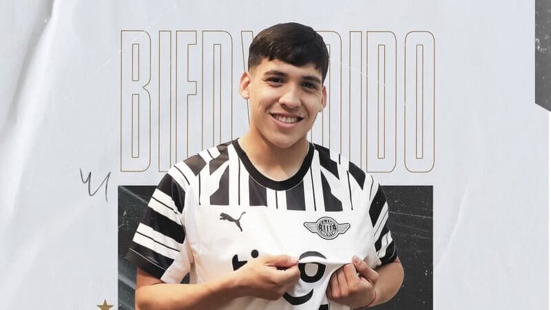 LIBERTAD REFUERZA SU ATAQUE CON LA LLEGADA DE IVÁN RAMÍREZ