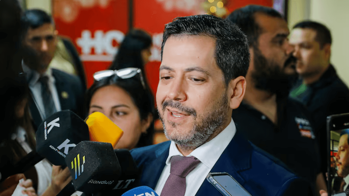 LATORRE APELA A LA UNIDAD COLORADA TRAS AUSENCIA DE REFERENTES DISIDENTES
