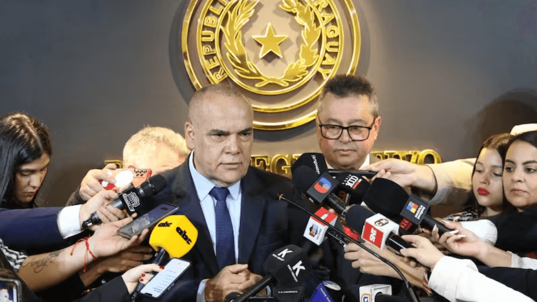 Bachi Núñez propone a Horacio Cartes encabezar la lista al Senado