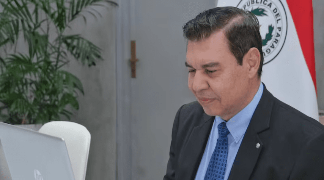 MIC descarta internas políticas tras renuncia de Jacinto Santa María en Senatur