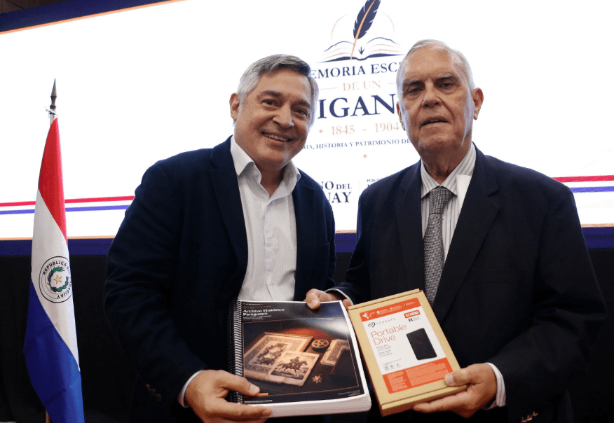 Paraguay digitaliza 100.000 páginas de documentos históricos con apoyo de IA
