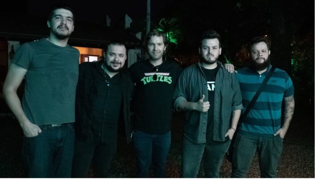 Kchiporros y Tierra Adentro se juntaron para cantar al amor en “Aquellas Noches”