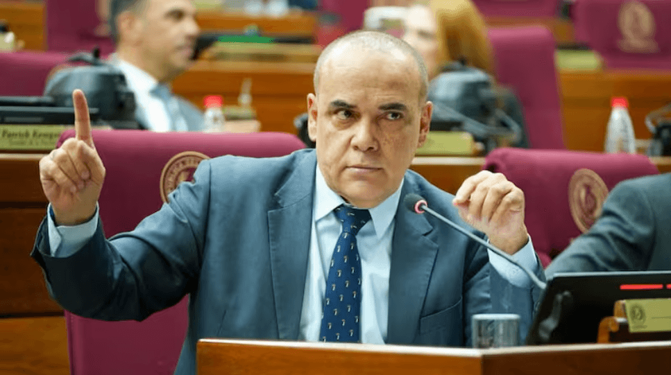 Bachi Núñez destaca unidad del oficialismo y plantea reformas para la salud pública