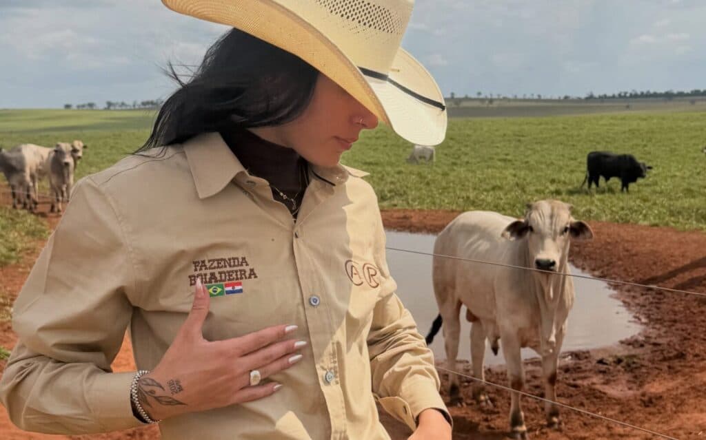 Ana Castela volvió a mostrar su cariño por Paraguay desde su nueva estancia