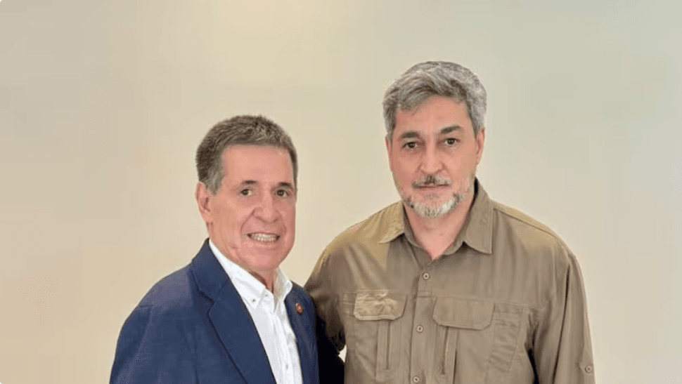 Cartes y Mario Abdo se reúnen en medio de la tensión por la chapa de 2028